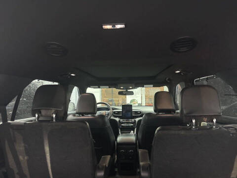 2021 Ford Explorer ST