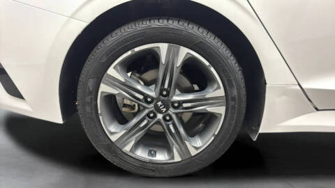 2021 Kia K5 EX