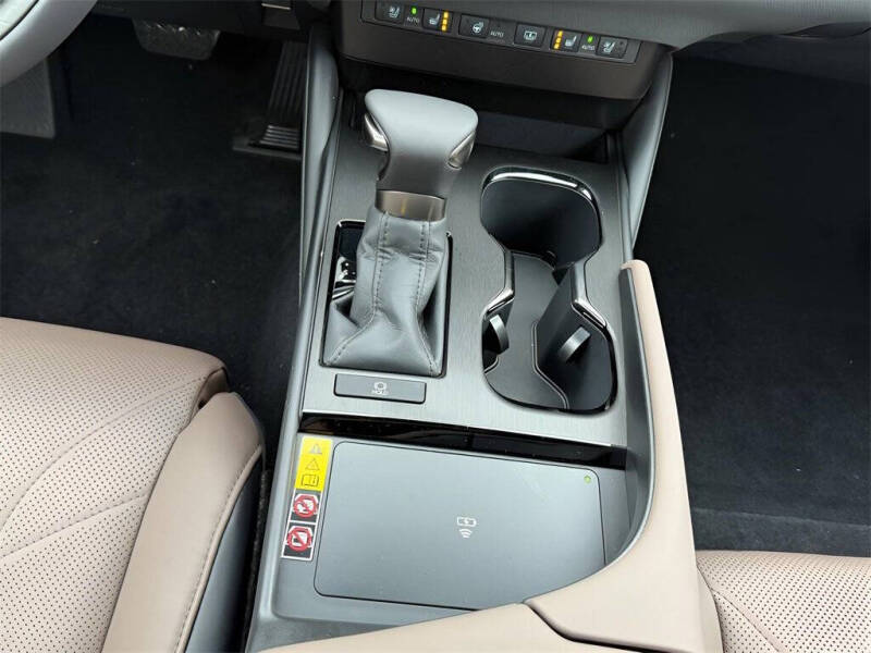 2025 Lexus ES 350 Luxury