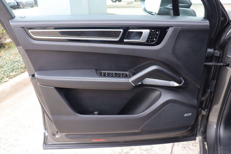 2020 Porsche Cayenne Turbo