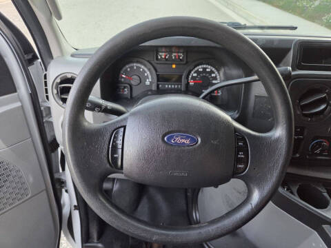 2013 Ford E-Series E-150