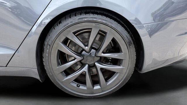 2023 Tesla Model S Standard Range