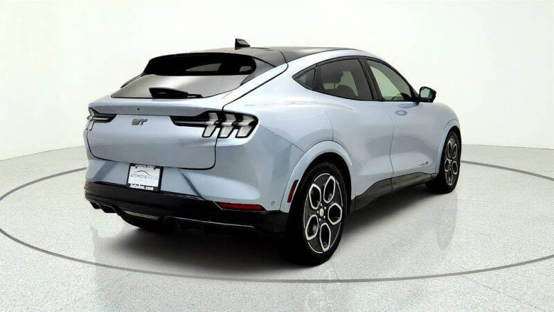 2022 Ford Mustang Mach-E GT