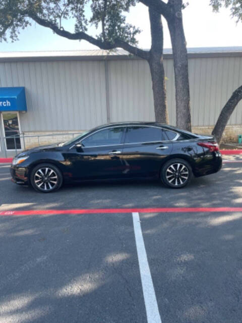 2018 Nissan Altima for sale at AUSTIN PREMIER AUTO in Austin, TX