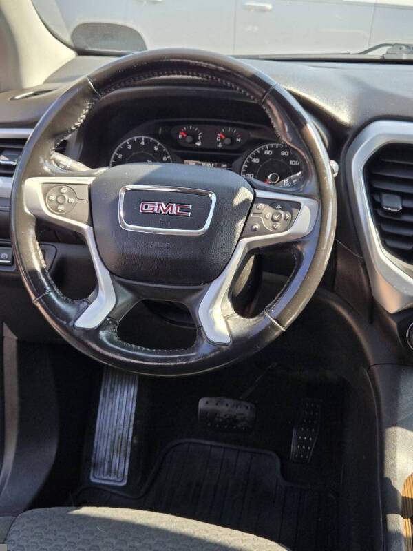 2019 GMC Acadia SLE-1