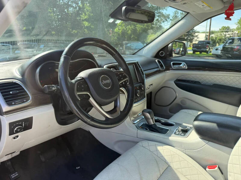 2017 Jeep Grand Cherokee Summit