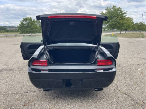 2014 Dodge Challenger R/T Plus