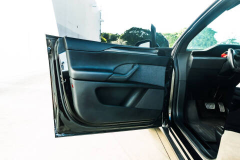 2022 Tesla Model X Plaid