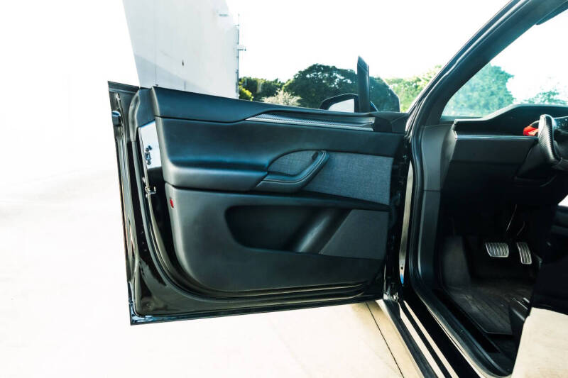 2022 Tesla Model X Plaid