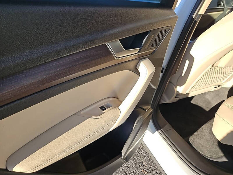 2021 Audi Q5 quattro Premium Plus 45 TFSI