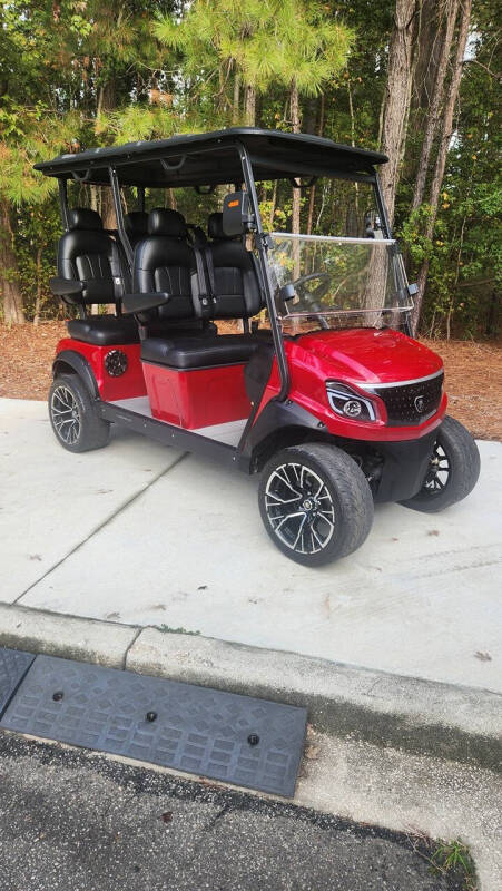 2025 Royal EV Majesty 72volt LSV Forward Fac