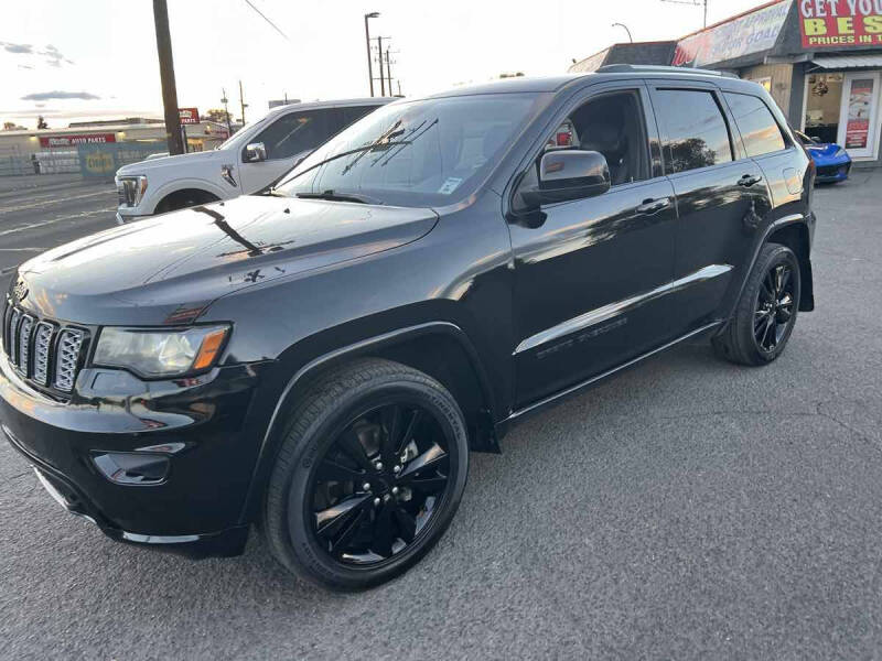 2019 Jeep Grand Cherokee Altitude