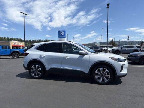2025 Ford Escape Platinum