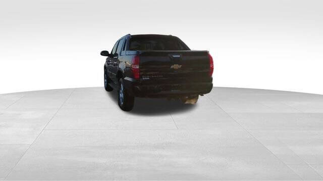 2013 Chevrolet Avalanche LT Black Diamond