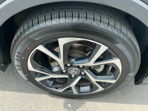 2021 Toyota C-HR XLE