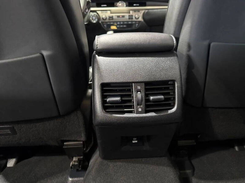 2017 Lexus ES 350