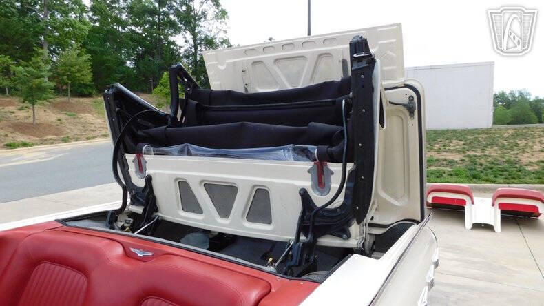1962 Ford Thunderbird