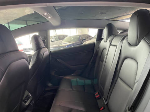 2020 Tesla Model 3 Standard Range Plus