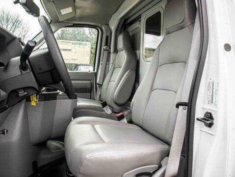 2025 Ford E-Series