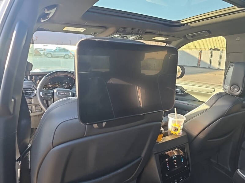 2025 GMC Yukon AT4 Ultimate