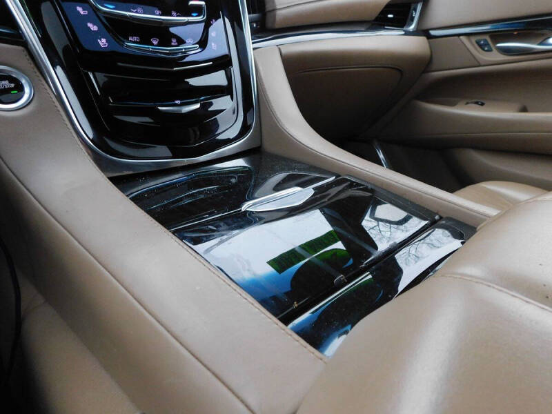 2018 Cadillac Escalade ESV Platinum