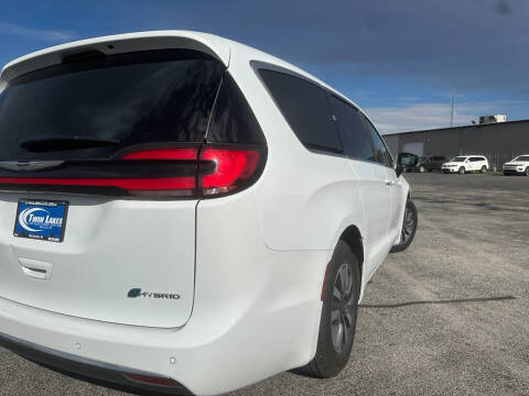 2024 Chrysler Pacifica Plug-In Hybrid