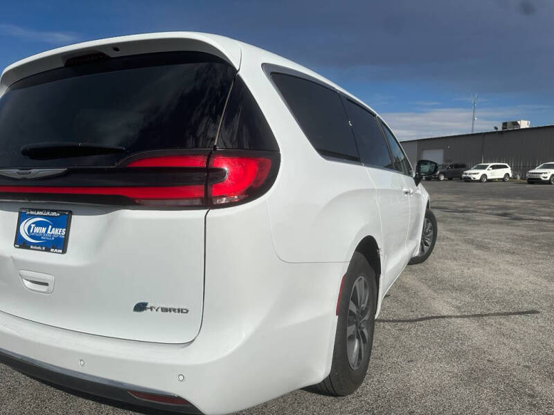 2024 Chrysler Pacifica Plug-In Hybrid