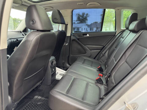 2015 Volkswagen Tiguan S