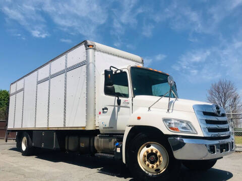 2013 Hino 338