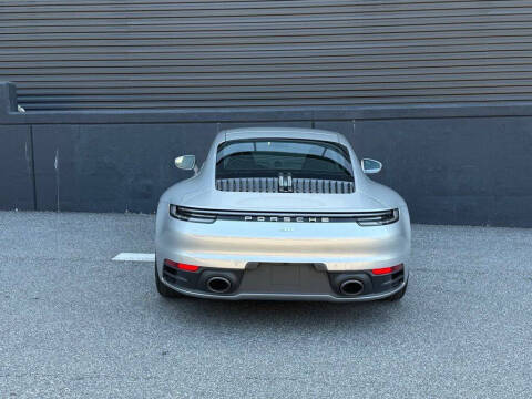 2024 Porsche 911 Carrera