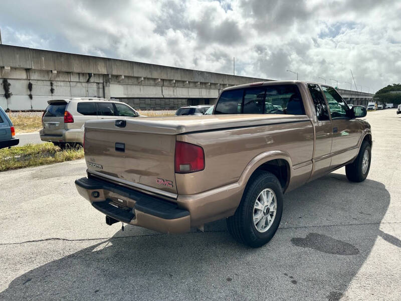 2003 GMC Sonoma null photo 27