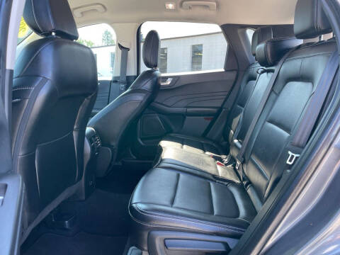 2022 Ford Escape SEL