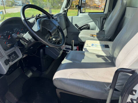 2004 International 4300