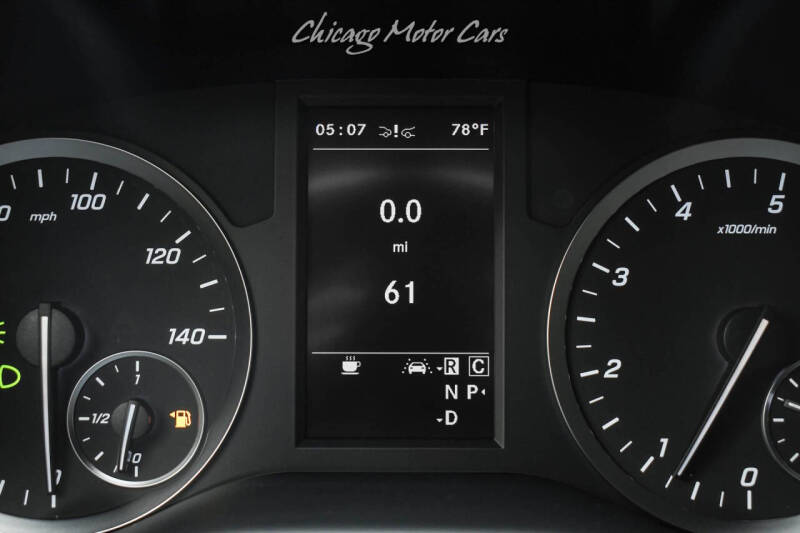 2023 Mercedes-Benz Metris Passenger