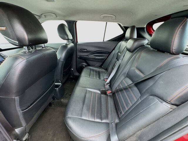 2020 Nissan Kicks SR