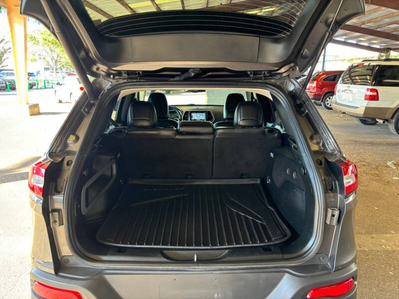 2018 Jeep Cherokee Latitude Plus