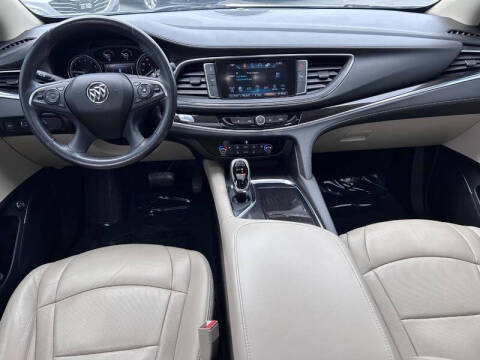 2019 Buick Enclave Essence