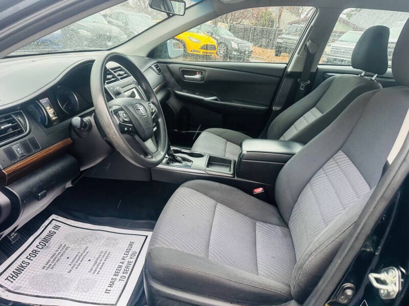 2016 Toyota Camry LE