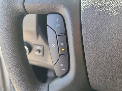 2025 Chevrolet Express 2500