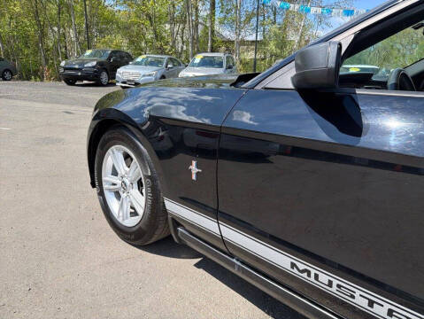 2014 Ford Mustang V6