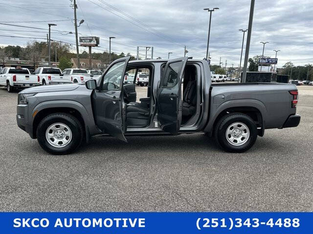 2022 Nissan Frontier S