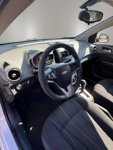 2015 Chevrolet Sonic LT Auto