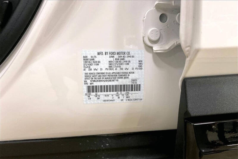 2025 Ford Explorer ST-Line