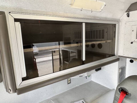 2016 Freightliner M2 106