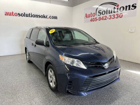 2019 Toyota Sienna for sale at Auto Solutions in Warr Acres OK