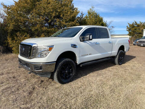 2017 Nissan Titan XD for sale at CAVENDER MOTORS in Van Alstyne TX