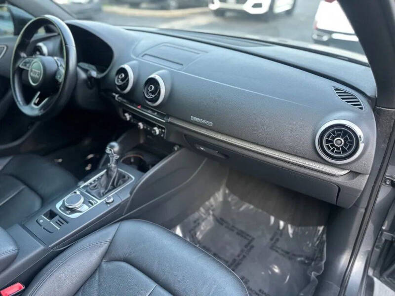 2017 Audi A3 Sportback e-tron 1.4T Premium Plus