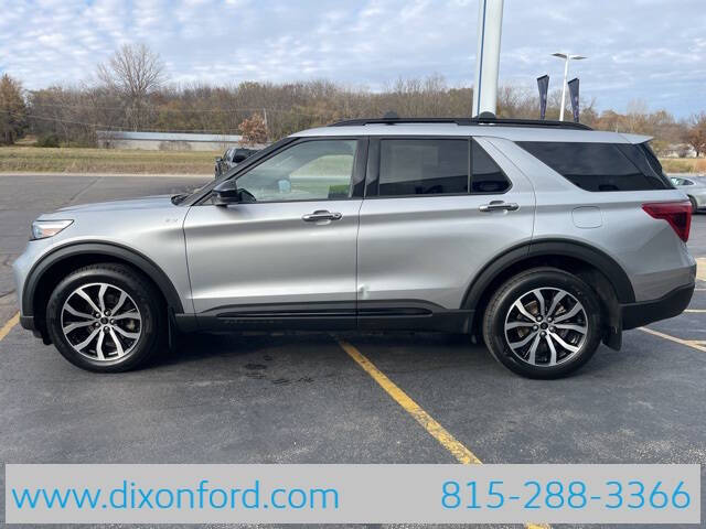 2022 Ford Explorer ST-Line
