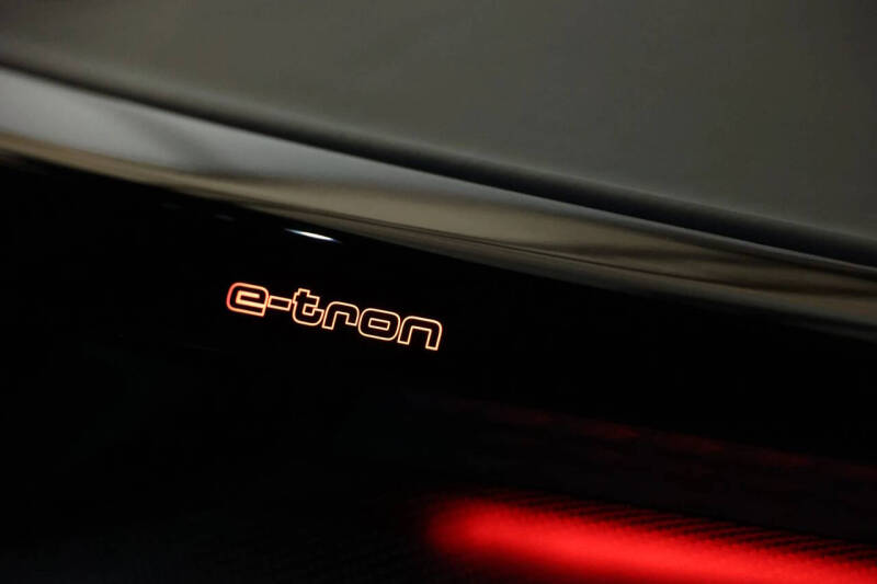 2022 Audi RS e-tron GT quattro