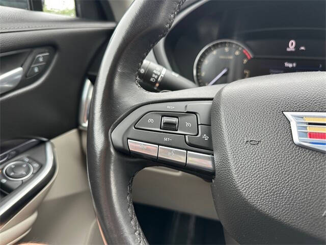 2022 Cadillac XT4 Luxury